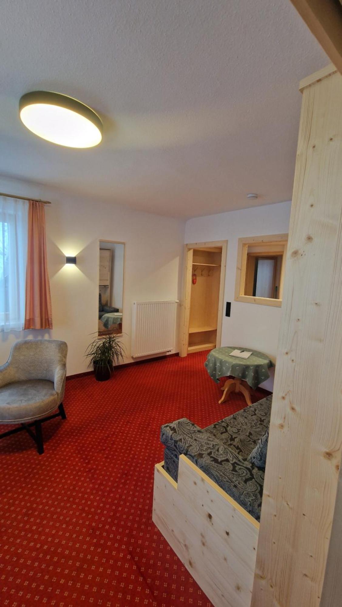 Hotel Restaurant Fruehlingsgarten Füssen Dış mekan fotoğraf