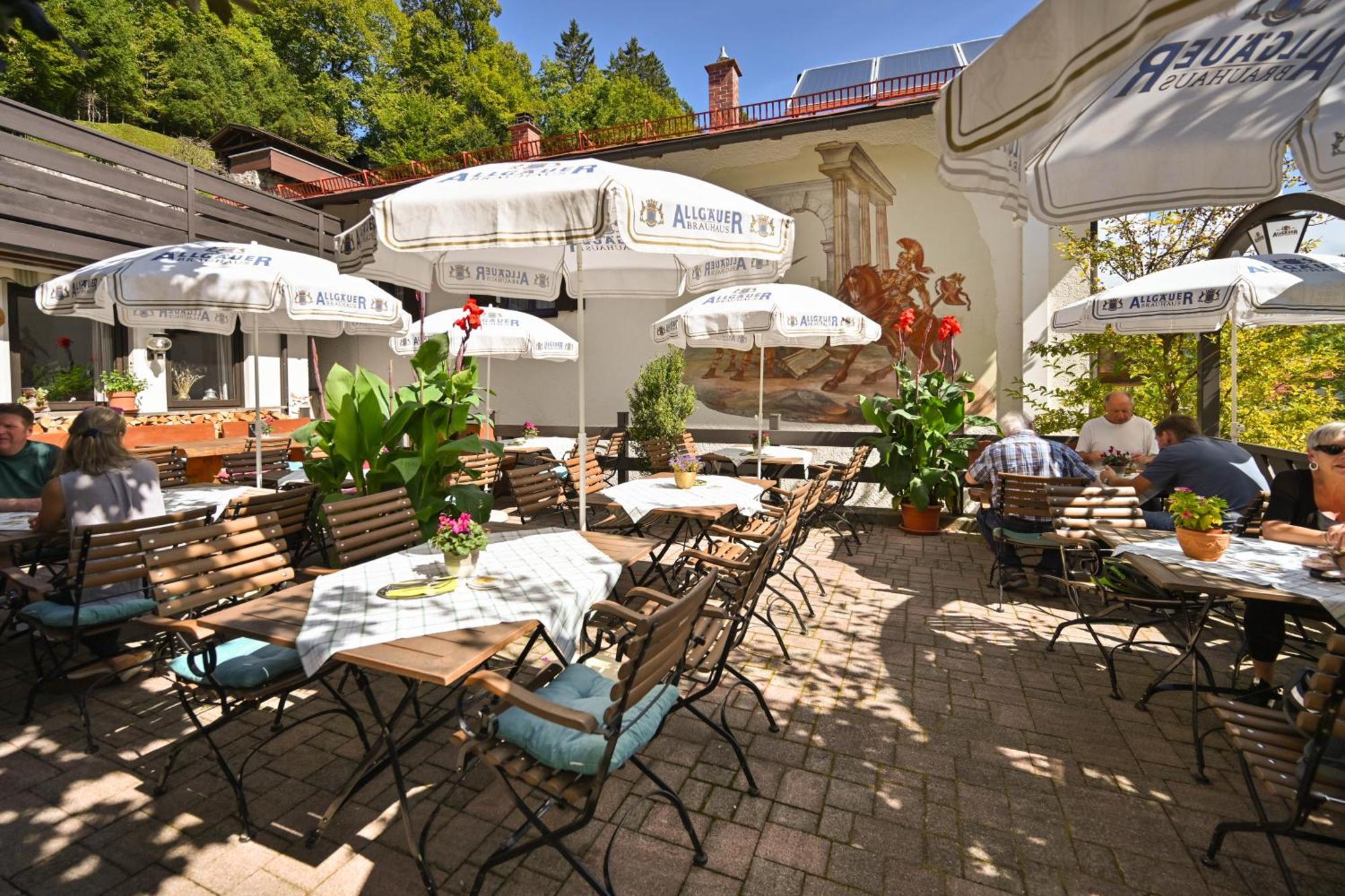 Hotel Restaurant Fruehlingsgarten Füssen Dış mekan fotoğraf